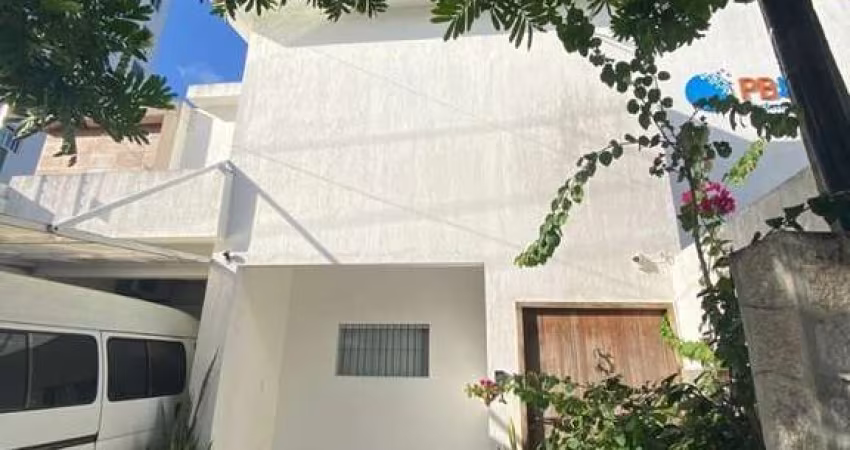 Casa com 4 dormitórios à venda, 247 m² por R$ 650.000 - Bairro dos Estados - João Pessoa/PB