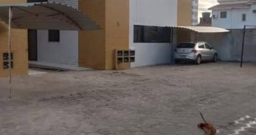 Apartamento com 2 dormitórios à venda por R$ 120.000 - Muçumagro - João Pessoa/PB