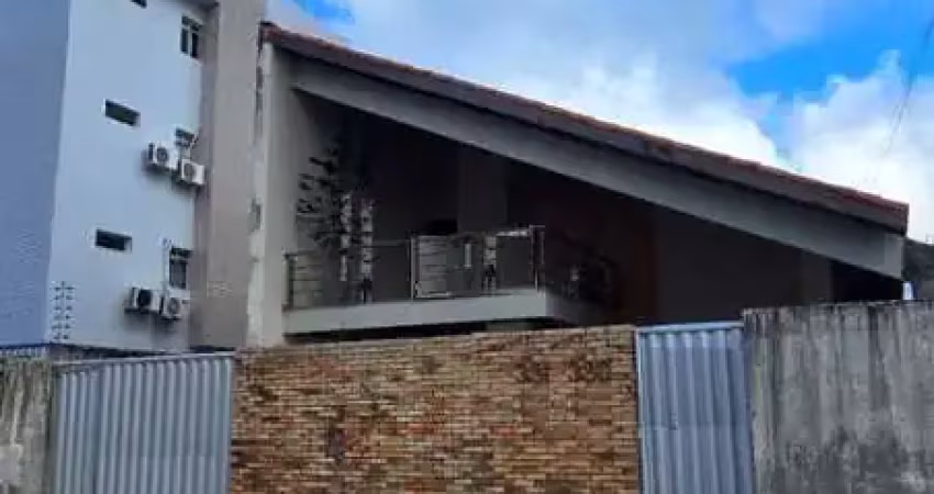 Casa 4 quartos no Bessa