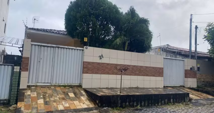 Casa com 3 dormitórios à venda por r$ 450.000 - josé américo de almeida - joão pessoa/pb