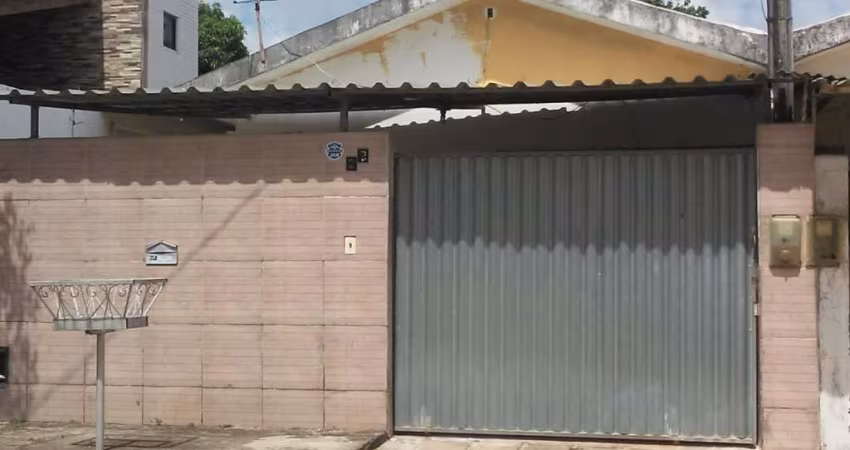 Casa com 2 dormitórios à venda, 57 m² por R$ 170.000 - Planalto Boa Esperança - João Pessoa/PB