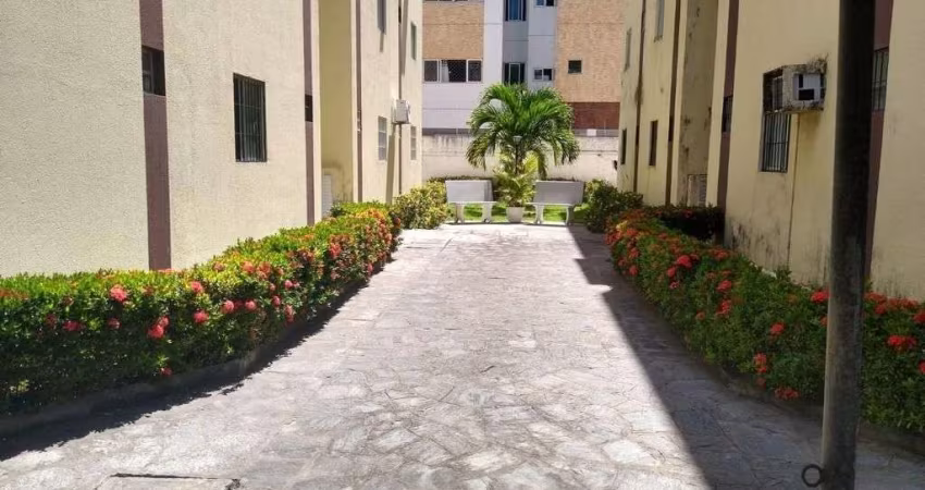 Apartamento com 2 dormitórios à venda, 52 m² por R$ 165.000,00 - Jardim Cidade Universitária - João Pessoa/PB