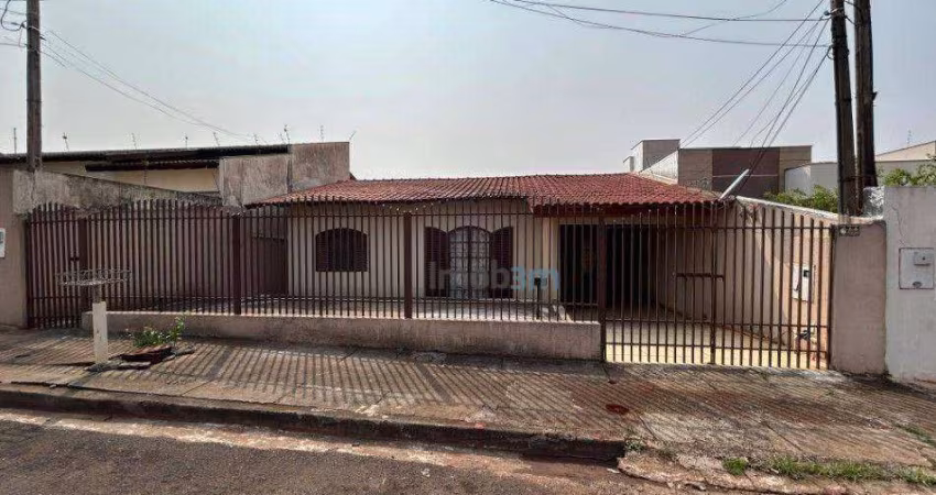 Casa com 3 dormitórios à venda, 131 m² por R$ 430.000,00 - Andes - Londrina/PR