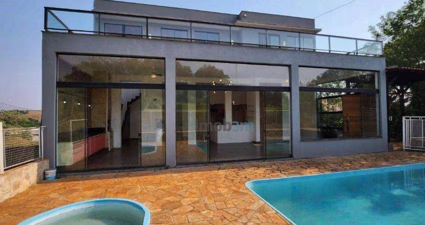 Sobrado com 3 dormitórios à venda, 327 m² por R$ 1.600.000 - Condomínio Estancia Cabral - Cambé/PR