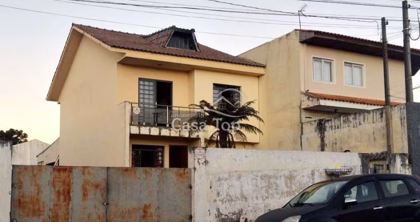 Sobrado à venda Uvaranas