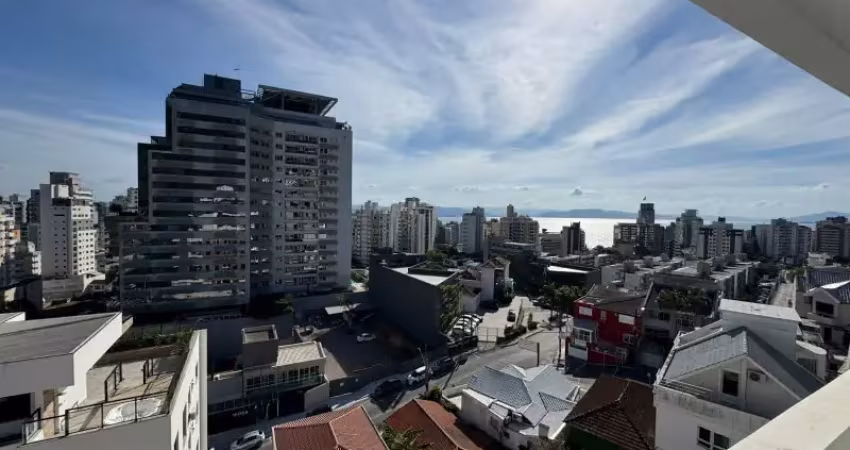 Apartamento de 3 suítes, 2 vagas de garagens no centro de florianópolis