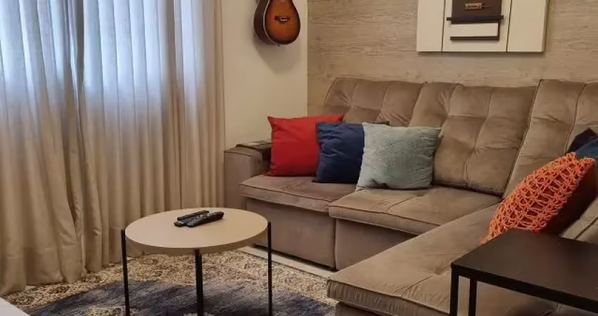 Apto 4 dormitórios, sendo 2 suítes, 2 vagas de garagens
