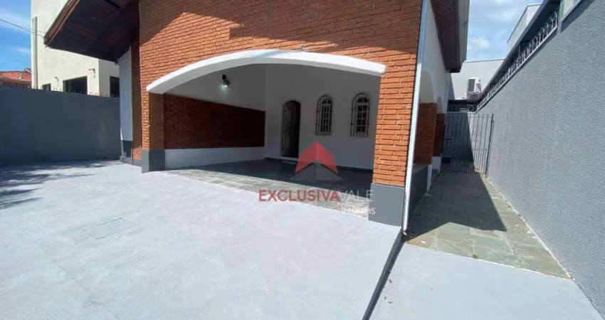 Linda Casa com 03 dormitórios à venda, 140 m² por R$ 798.000 - Bosque dos Eucaliptos - São José dos Campos/SP