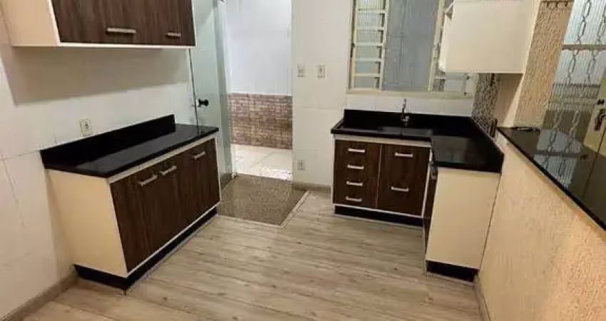Casa com 2 dormitórios à venda, 87 m² por R$ 295.000,00 - Parque São Luís - Taubaté/SP