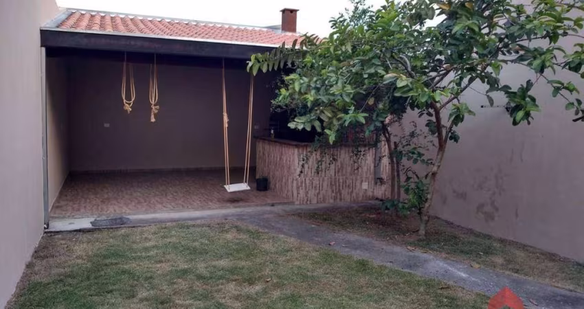 Casa com 03 dormitórios à venda, 190 m² por R$ 720.000 - Cidade Morumbi - São José dos Campos/SP