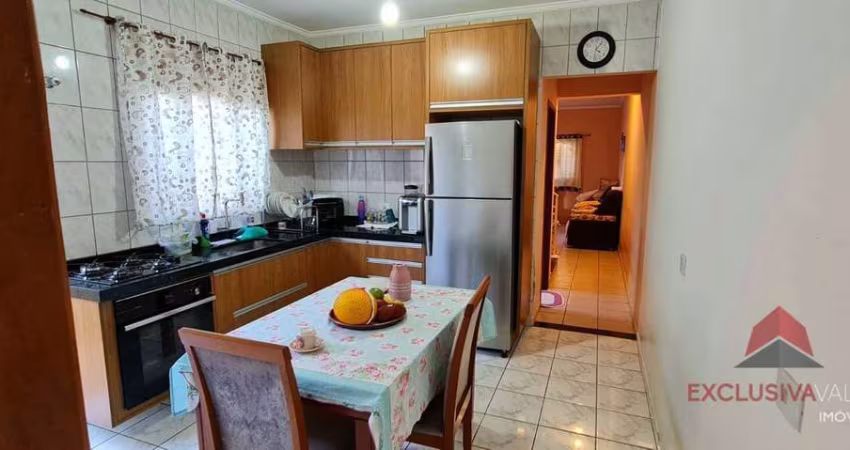 Lindo Sobrado com 03 dormitórios à venda, 113 m² por R$ 620.000 - Jardim das Indústrias - São José dos Campos/SP