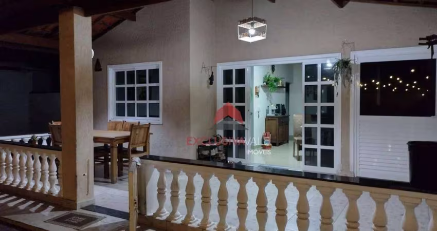 Casa com 2 dormitórios à venda, 177 m² por R$ 532.000,00 - Jardim São Vicente - São José dos Campos/SP