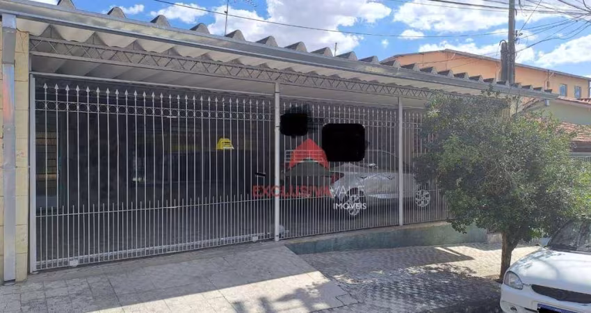 Casa com 3 dormitórios à venda, 140 m² por R$ 720.000 - Vila Tatetuba - São José dos Campos/SP