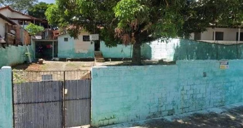 Terreno de 297m², na região central de São José, ideal para moradia ou empresa por R$ 300 mil