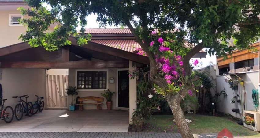 Casa à venda, 200 m² por R$ 1.700.000,00 - Urbanova - São José dos Campos/SP