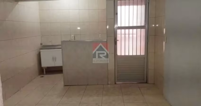 Casa com 2 quartos para alugar no Santa Teresinha, Santo André 