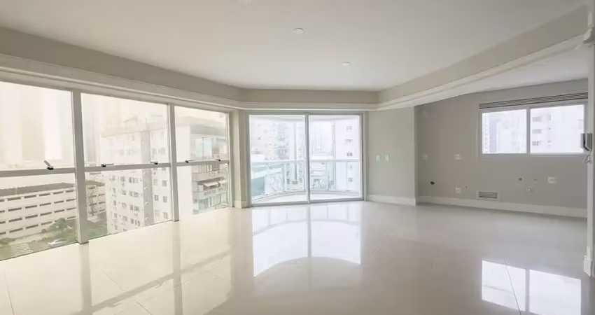 Apartamento com 3 quartos à venda na Rua 1111, 42, Centro, Balneário Camboriú