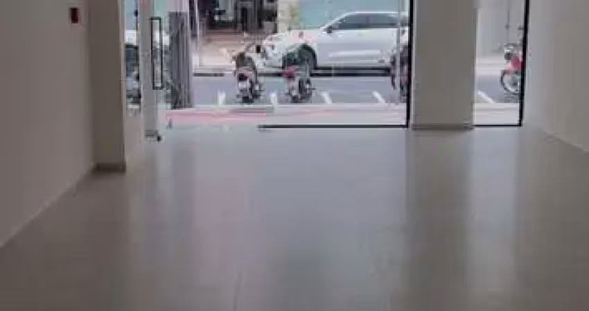 Sala comercial nível de rua em centro, balneário camboriú/sc