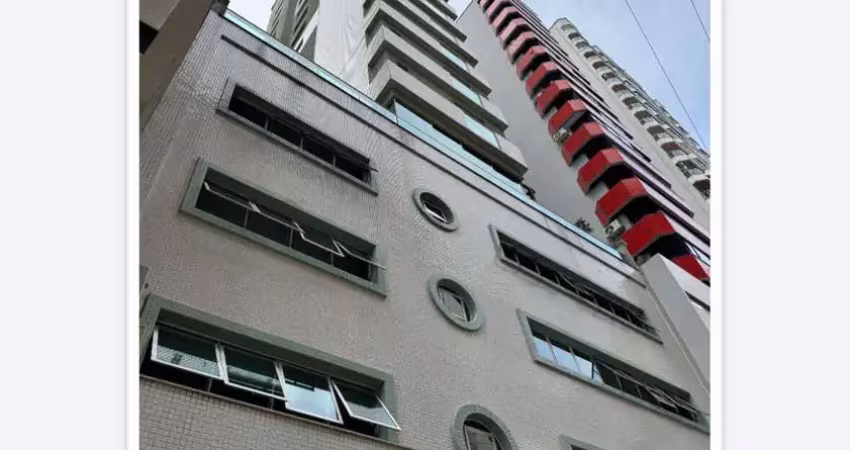 Apartamento com 3 quartos à venda na Rua 101, 154, Centro, Balneário Camboriú