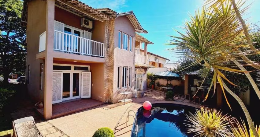 Casa com 4 dormitórios à venda, 375 m² por R$ 2.890.000,00 - Alphaville 03 - Santana de Parnaíba/SP