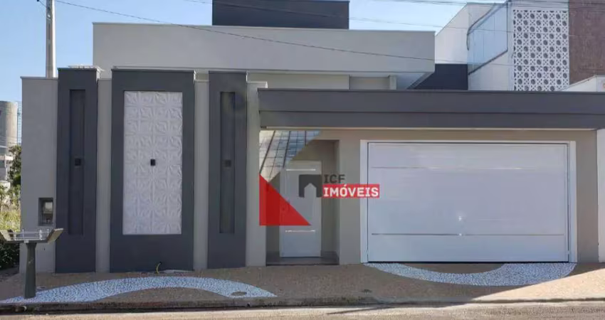 Casa com 3 dormitórios à venda, 160 m² por R$ 920.000,00 - Parque Universitário - Americana/SP
