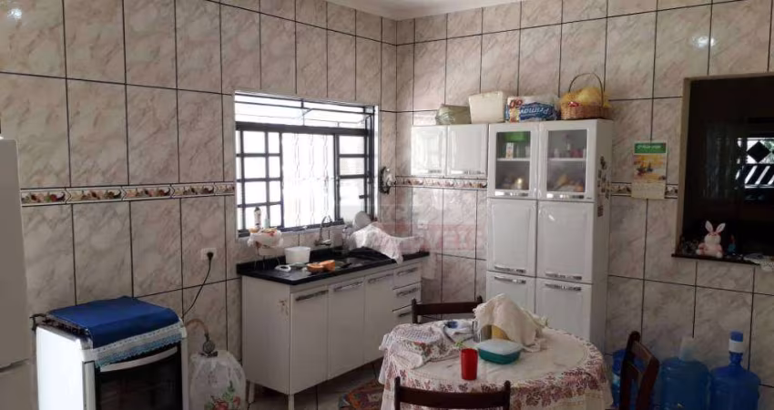 Casa com 3 dormitórios à venda, 158 m² por R$ 430.000,00 - Parque Novo Mundo - Americana/SP