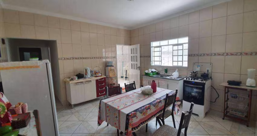 Casa com 2 dormitórios à venda, 120 m² por R$ 350.000,00 - Parque Nova Carioba - Americana/SP