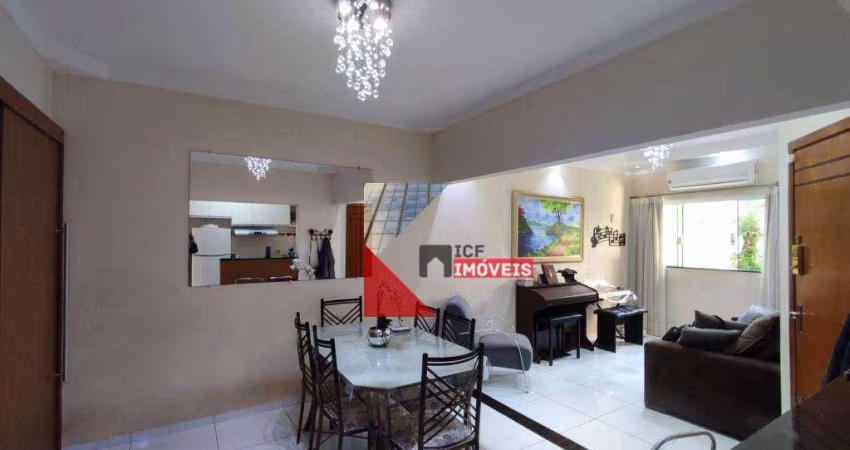 Casa com 3 dormitórios à venda, 115 m² por R$ 650.000 - Jardim Esplanada - Americana/SP