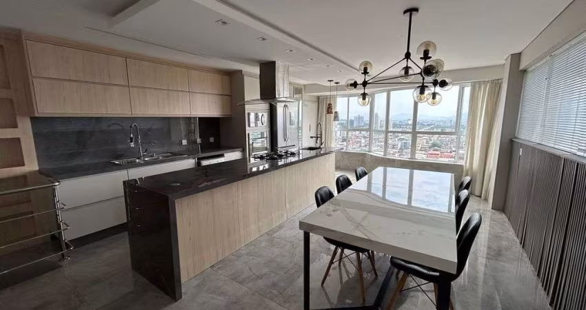 Apartamento duplex em Itajaí