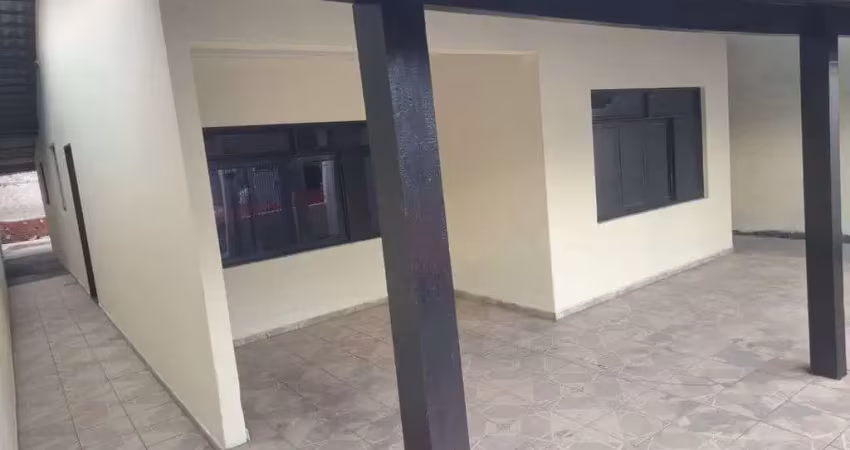 Casa com 3 quartos para alugar na Rua Chapecó, 787, São Vicente, Itajaí