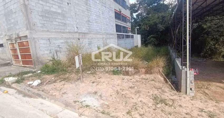 Terreno à venda na Rua Dolores Crema, Laranjeiras, Caieiras