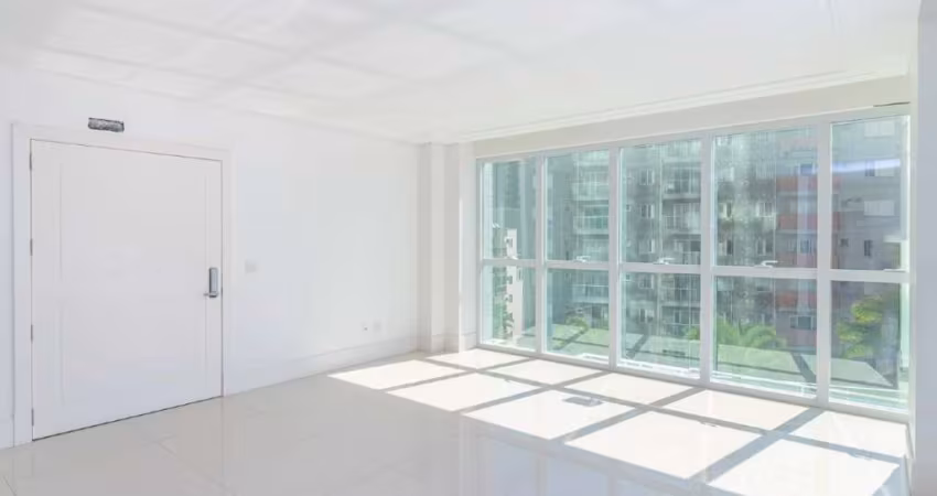 Apartamento no Ed. Le Parc em Balneário Camboriú