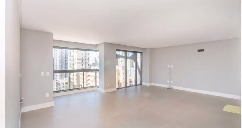Apartamento 4 quartos à venda no Ed. Torre de Mallorca Balneário Camboriú