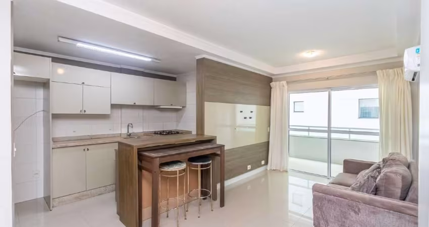 Apartamento à venda no Ed. Emerald na Praia Brava