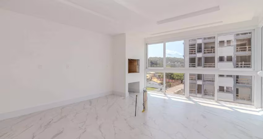 Apartamento frente mar com 03 suítes à venda na Praia Brava.