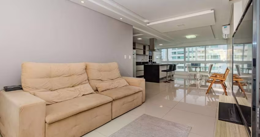 Apartamento com 03 suítes à venda no Pioneiros em Balneário Camboriú.
