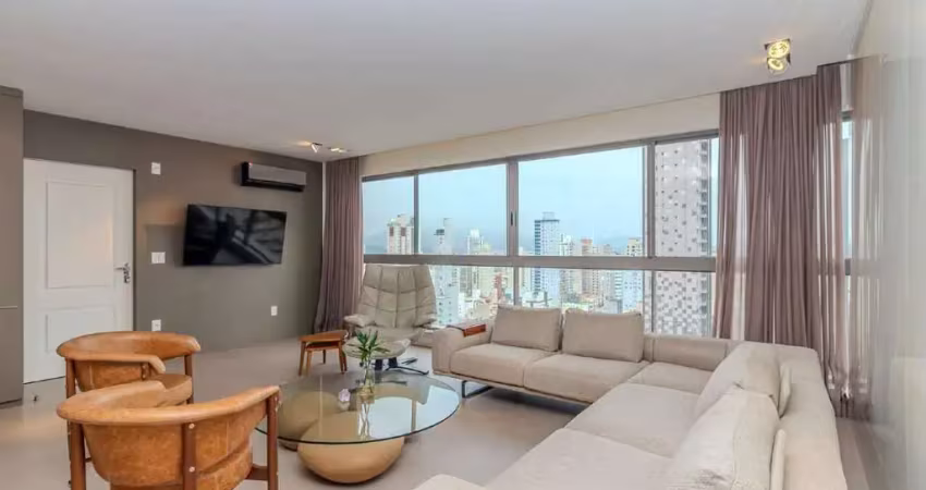 Apartamento à venda com 03 suítes no centro de balneário camboriú.