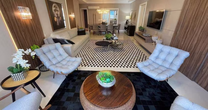 Apartamento a poucos passos do mar à venda no Ed. L’auberg em Balneário Camboriú