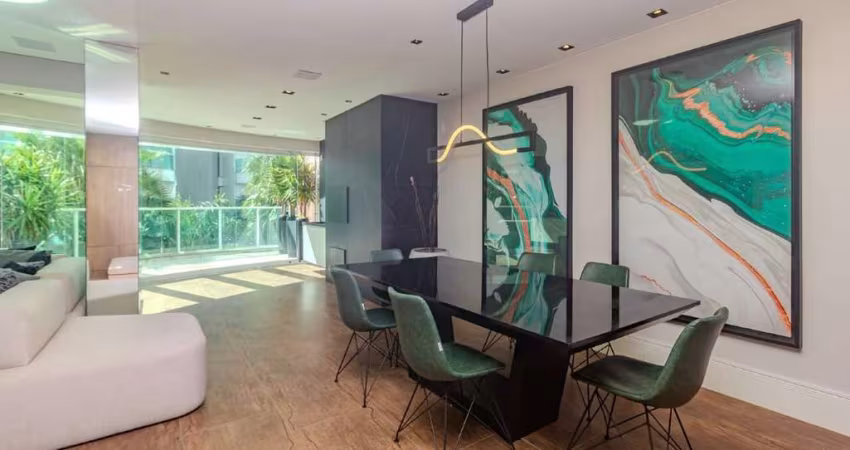 Apartamento com terraço à venda no Ed. Brava Beach Aroeira em Itajaí