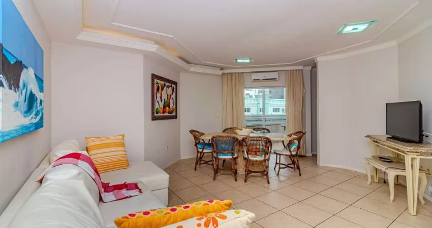 Apartamento próximo ao mar à venda no Ed. Matheus Iago em Balneário Camboriú