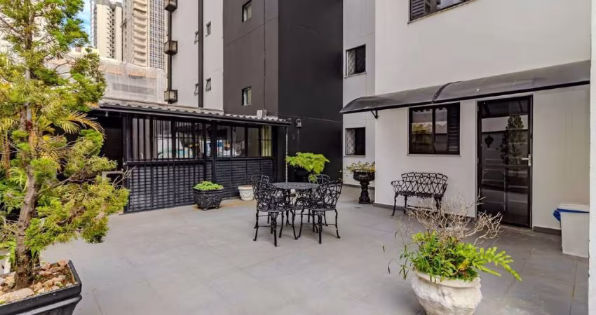 Apartamento próximo ao mar à venda no Ed. Portal do Vale em Balneário Camboriú