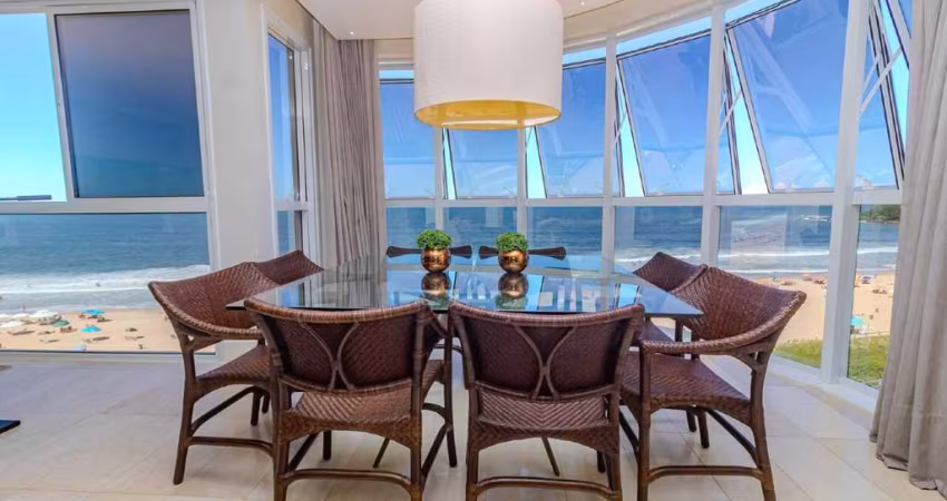 Apartamento à venda no Edifício Quintas do Arpoador