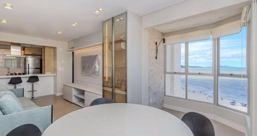 Apartamento frente mar à venda no Residencial Alice.