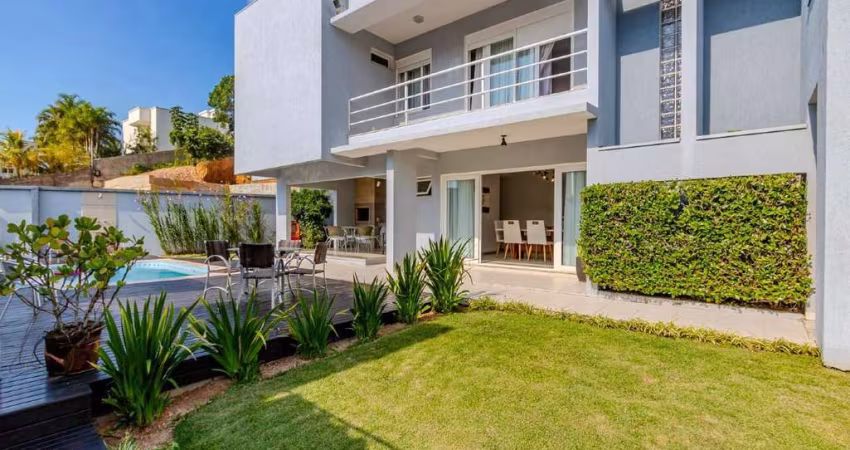 Casa à venda na praia de Cabeçudas - Itajaí