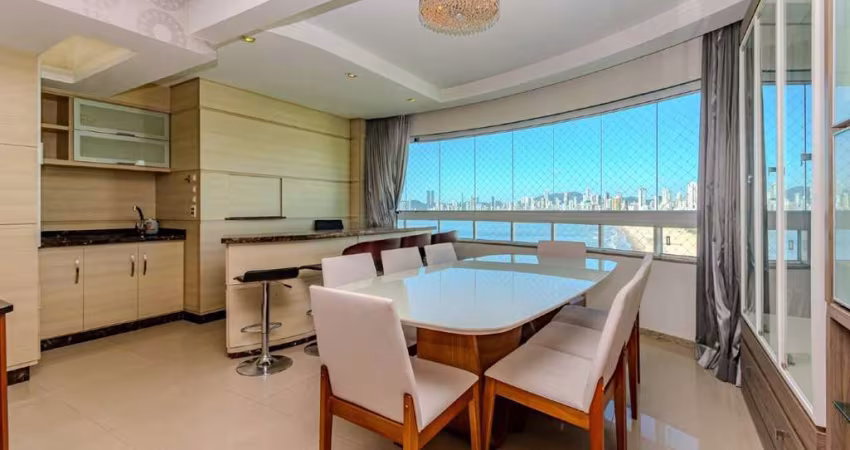 Apartamento com vista mar à venda no Ed. Luz do Mar em Balneário Camboriú