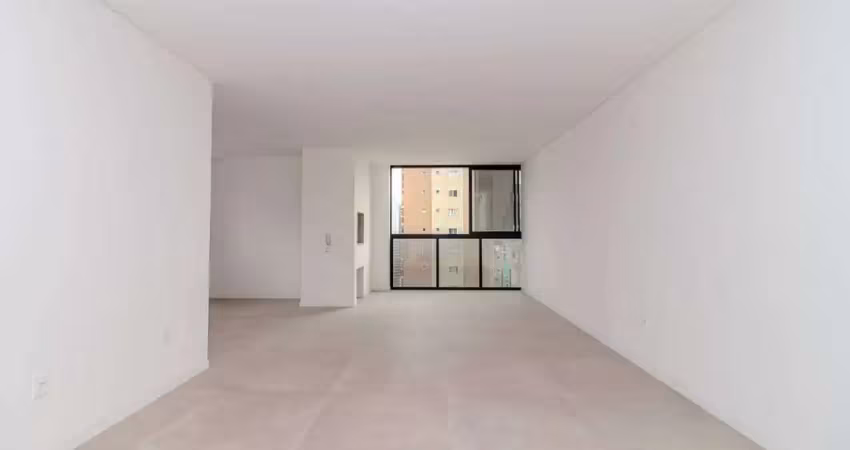 Apartamento à venda no Ed. Farol de Valença em Balneário Camboriú