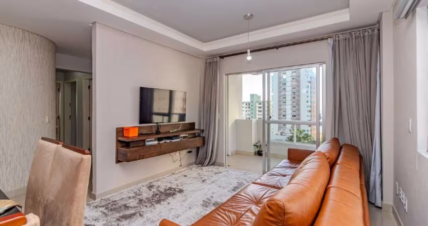 Apartamento próximo ao mar à venda no Ed. Diana em Balneário Camboriú