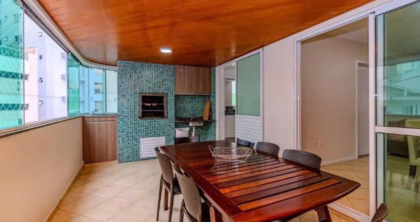 Apartamento próximo a praia à venda no Ed. Saint Michel em Balneário Camboriú