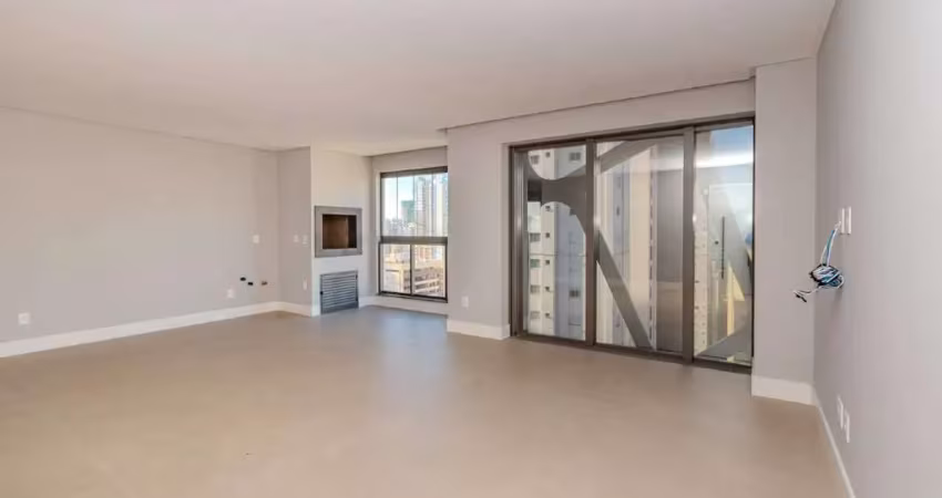 Apartamento com vista mar à venda no centro de balneário camboriú