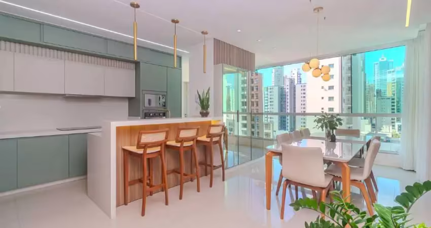 Apartamento à venda no centro de balneário camboriú